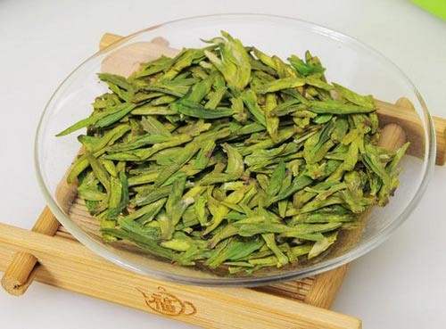 <a href=http://www.chayu.com/baike/392 target=_blank ><a href=http://www.chayu.com/baike/392 target=_blank >西湖龙井</a></a>多少钱一斤