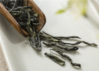 西湖龙井是绿茶
