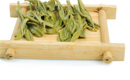 西湖龙井炒茶
