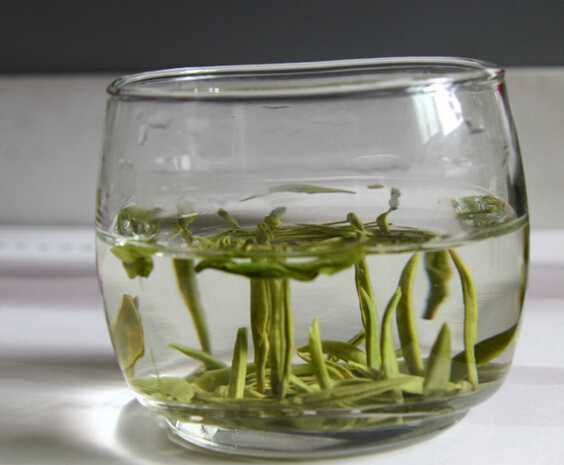 西湖龙井是绿茶吗