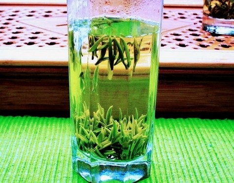 西湖龙井是绿茶吗